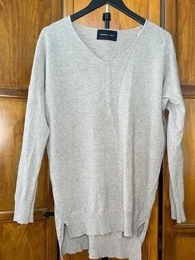 Alexander+ David Womens S/M Beige Lightweight V Neck Tunic Sweater Hi Low Cotton